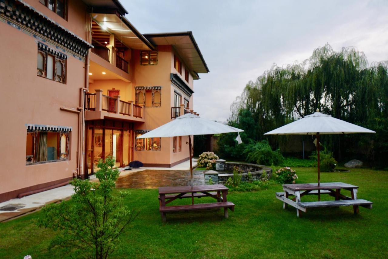 Taktsang Village Resort Paro Luaran gambar