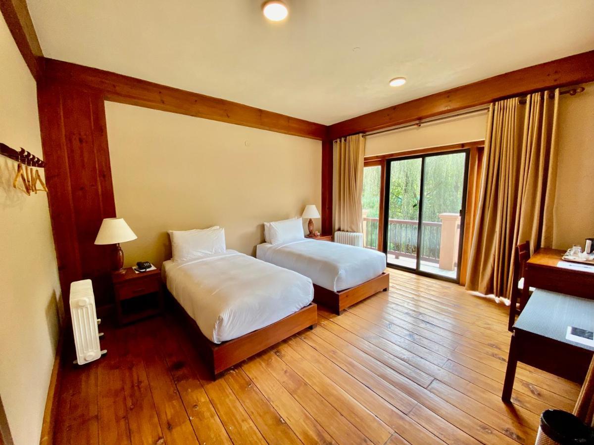 Taktsang Village Resort Paro Luaran gambar
